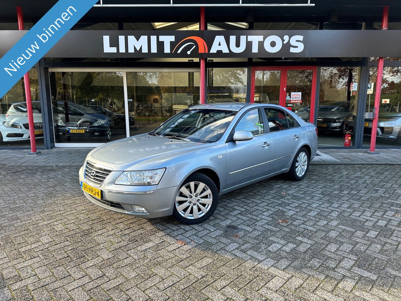 Hyundai Sonata - 2.0 Style Aut/Airco/Pdc/St.verwarming/El.ramen/Leder/Nap/Apk - AutoWereld.nl