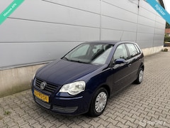 Volkswagen Polo - 1.4-16V Trendline AIRCO/ NWE APK/ 5DRS/ NETTE AUTO