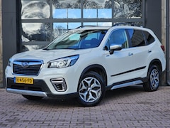 Subaru Forester - 2.0i e-BOXER Luxury | Automaat | Trekhaak | Elek. klep | X Mode | ACC | Stoelverwarming |