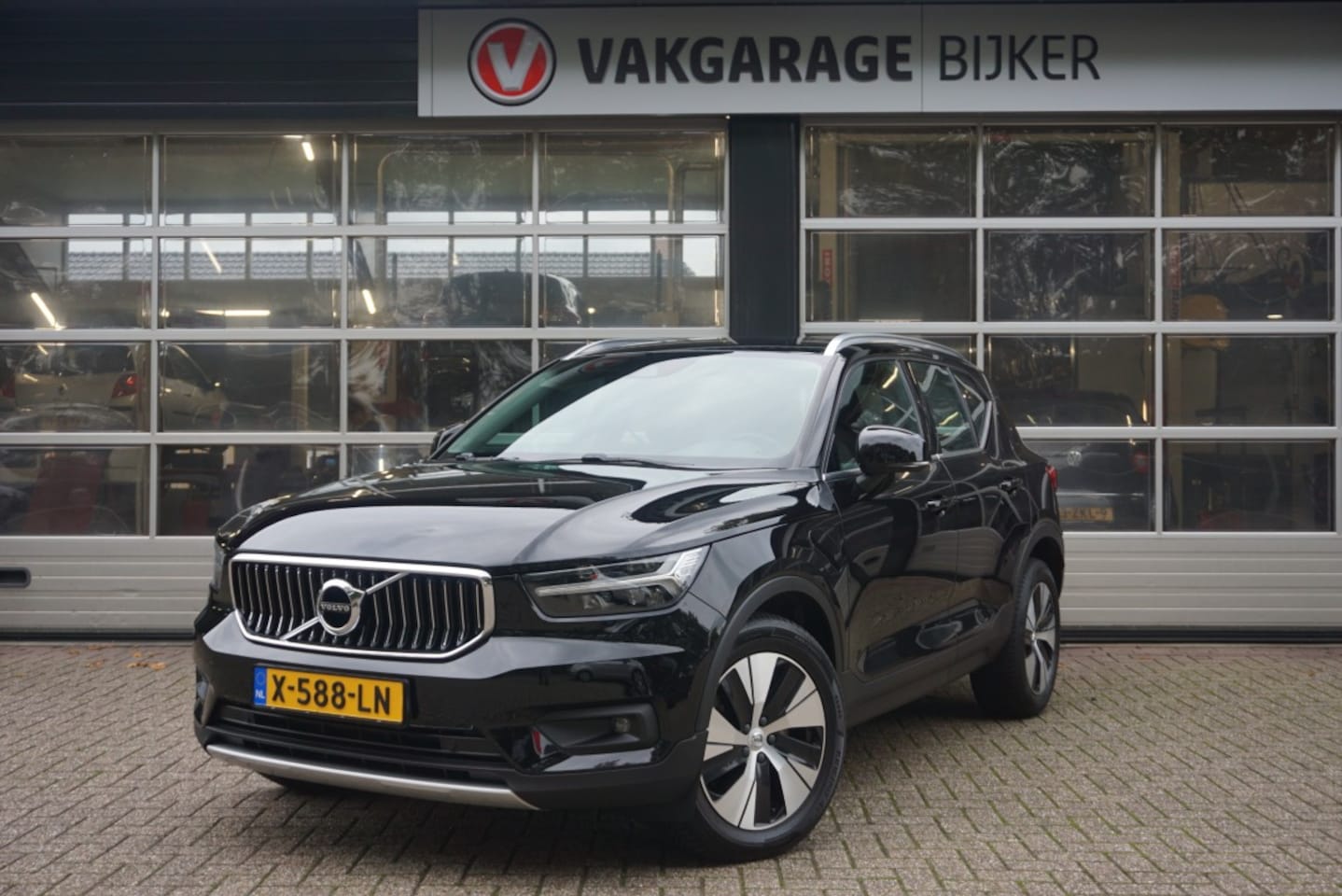 Volvo XC40 - 1.5 T5 Recharge Business Pro 1.5 T5 Recharge Business Pro - AutoWereld.nl