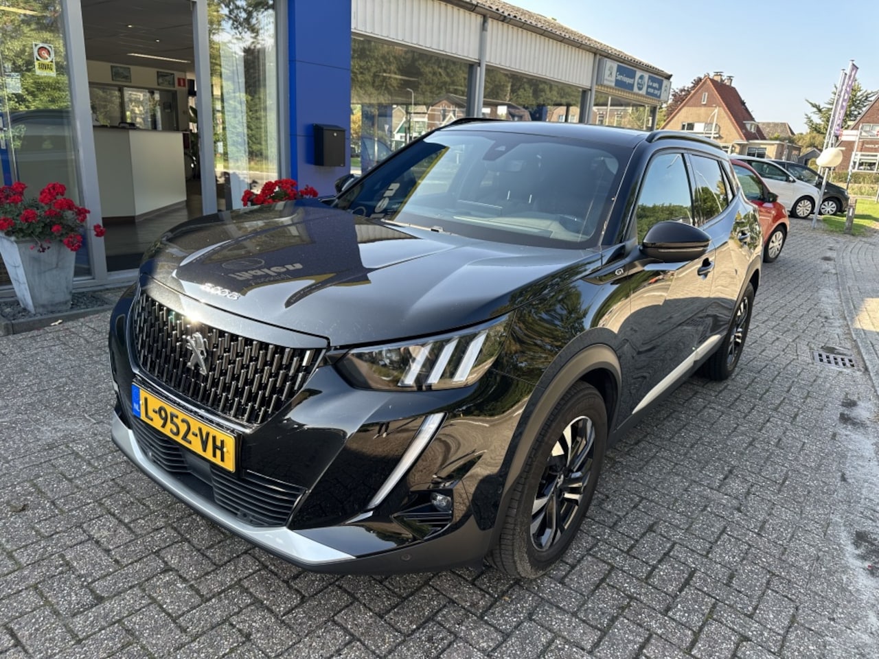 Peugeot 2008 - 1.2 PureTech GT 1.2 PureTech GT - AutoWereld.nl