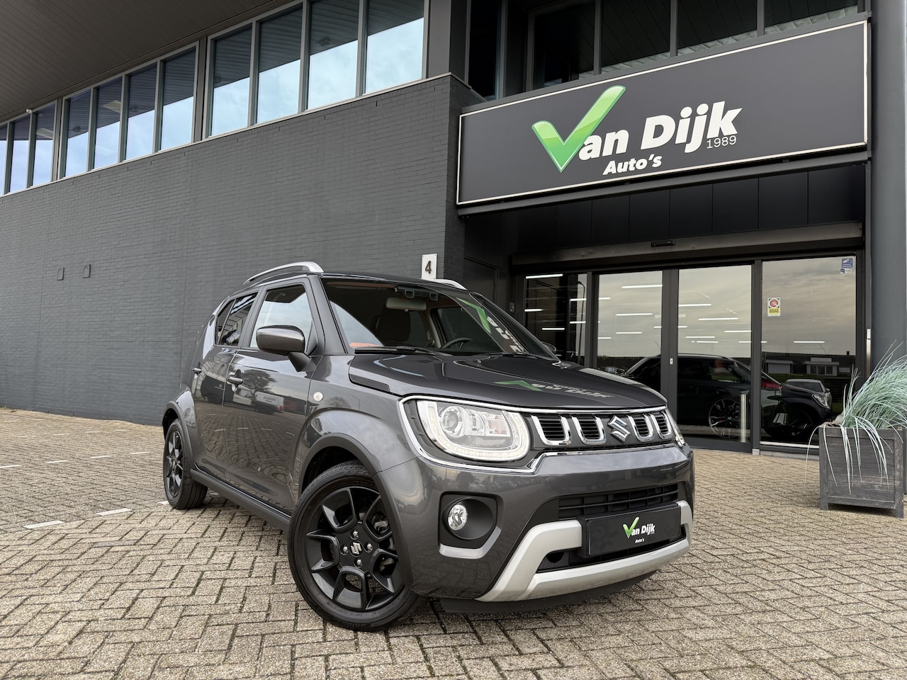Suzuki Ignis - 1.2 Smart Hybrid Select Trekhaak Camera Lm Velgen - AutoWereld.nl