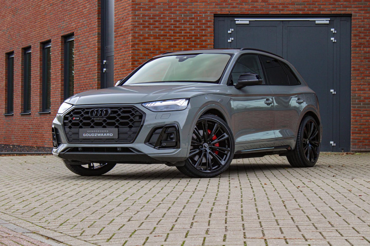 Audi SQ5 - 3.0 TDI quattro | Luchtvering | Pano | Standkachel | Carbon | B&O | Memory | Trekhaak - AutoWereld.nl