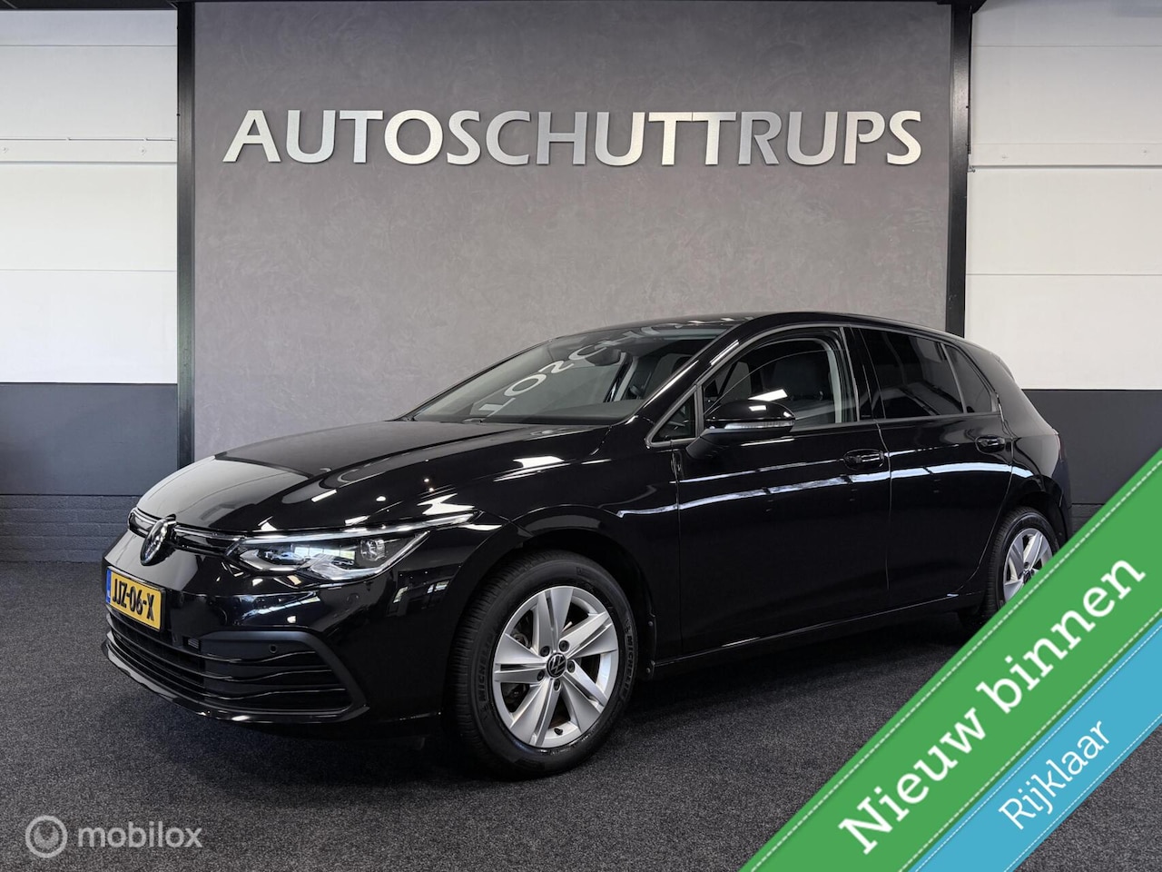 Volkswagen Golf - 1.5 TSI IQ. Ligt / Adap. Cruise / Camera / Carplay / Stoel+Stuurverwarming - AutoWereld.nl