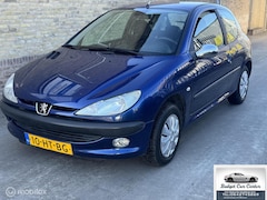 Peugeot 206 - 1.4 Gentry AUTOMAAT