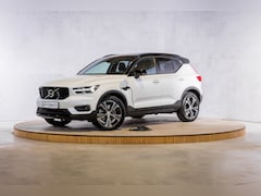 Volvo XC40 - 1.5 T5 Recharge R-Design | Adaptieve cruise | Panorama dak | Harman Kardon | Zwenkbare tre