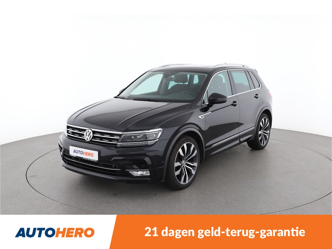 Volkswagen Tiguan - 2.0 TSI 4Motion Highline | AJ84522 | - AutoWereld.nl