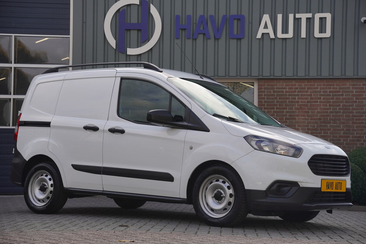 Ford Transit Courier - 1.0 Benzine, AIRCO, INCL. BTW/BPM - AutoWereld.nl