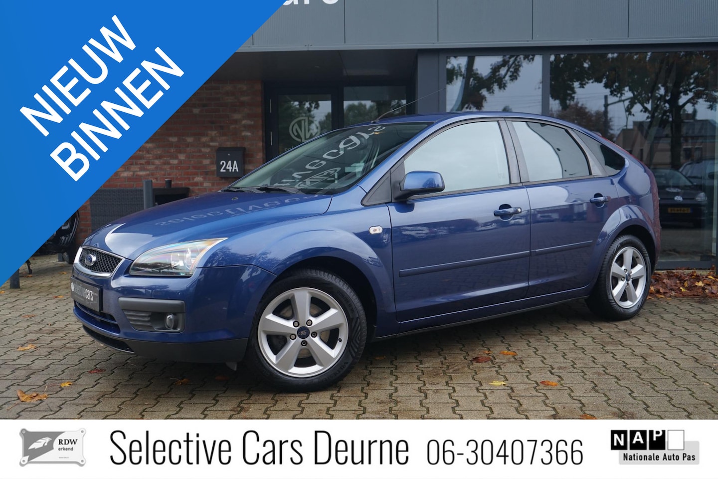 Ford Focus - 1.8-16V Ambiente 1.8-16V Ambiente , Nieuwe APK, Airco, Stoelverwarming, PDC, Navi. - AutoWereld.nl