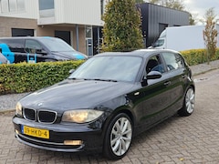 BMW 1-serie - 116i Executive Nieuwe apk okt 2026