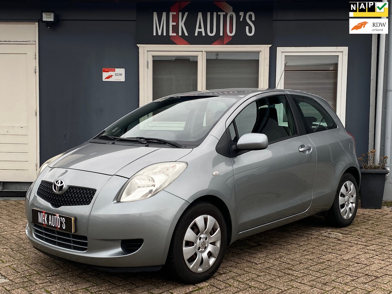 Toyota Yaris - 1.3 VVTi Sol|Airco|Elektrische Ramen|Topstaat| - AutoWereld.nl