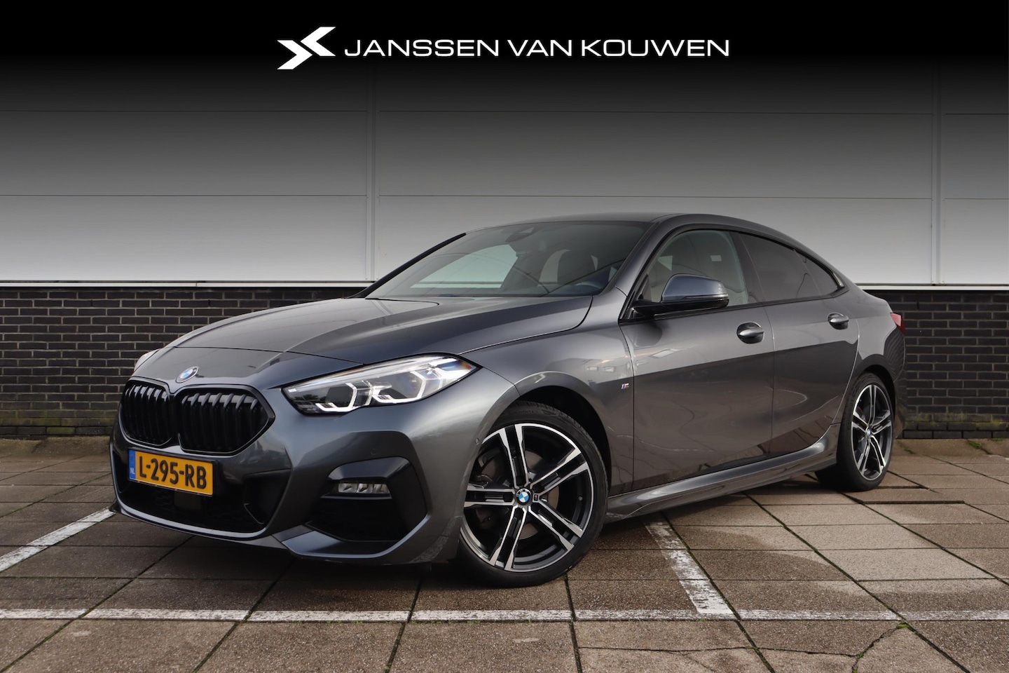 BMW 2-serie Gran Coupé - 218i Executive Edition * M-Sport * Sportstoelen * Navi * Camera * Shadow Line * - AutoWereld.nl