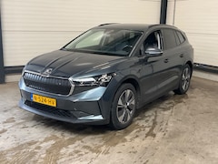 Skoda Enyaq iV - 60 180 pk | Achteruitrijcamera | Navigatie | Cruise control |