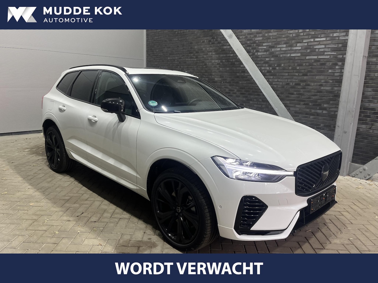 Volvo XC60 - T6 Plug-in hybrid Plus Black Edition | VERWACHT | Trekhaak | 360° Camera | Head-Up | Panor - AutoWereld.nl