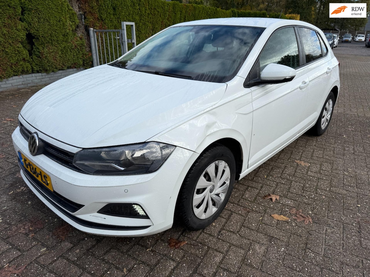 Volkswagen Polo - 1.6 TDI 5DRS Comf.Business AC CRUISE NAVI PDC - AutoWereld.nl