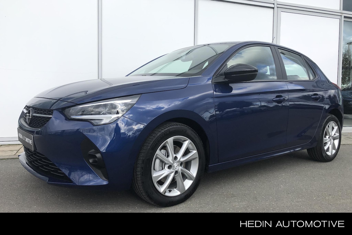 Opel Corsa - 1.2 100pk Edition | Trekhaak | Camera | LED verlichting | 16" LMV | Airco | Cruise control - AutoWereld.nl