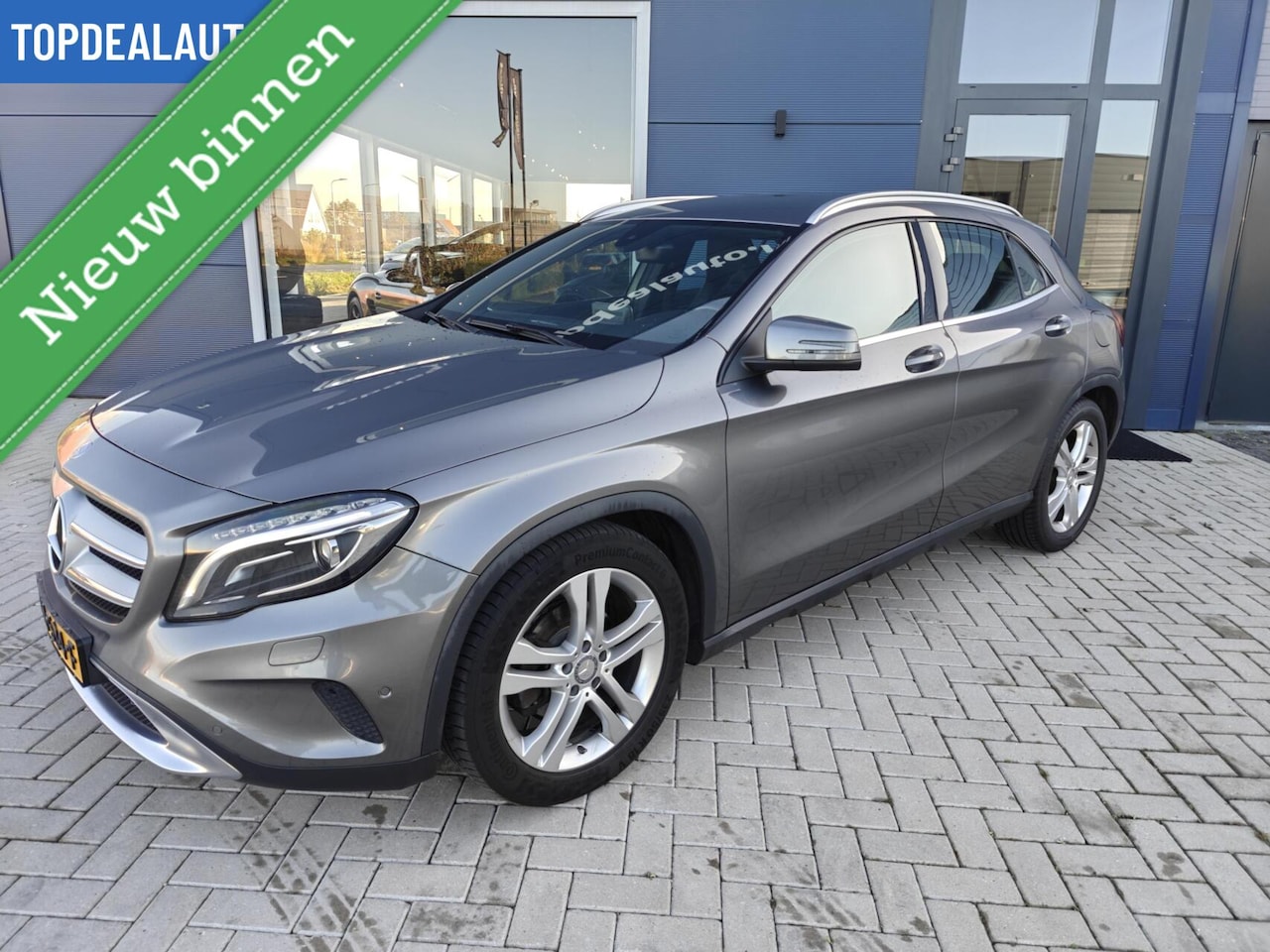 Mercedes-Benz GLA-Klasse - 180 Prestige Automaat/Led/Cruise/Camera - AutoWereld.nl