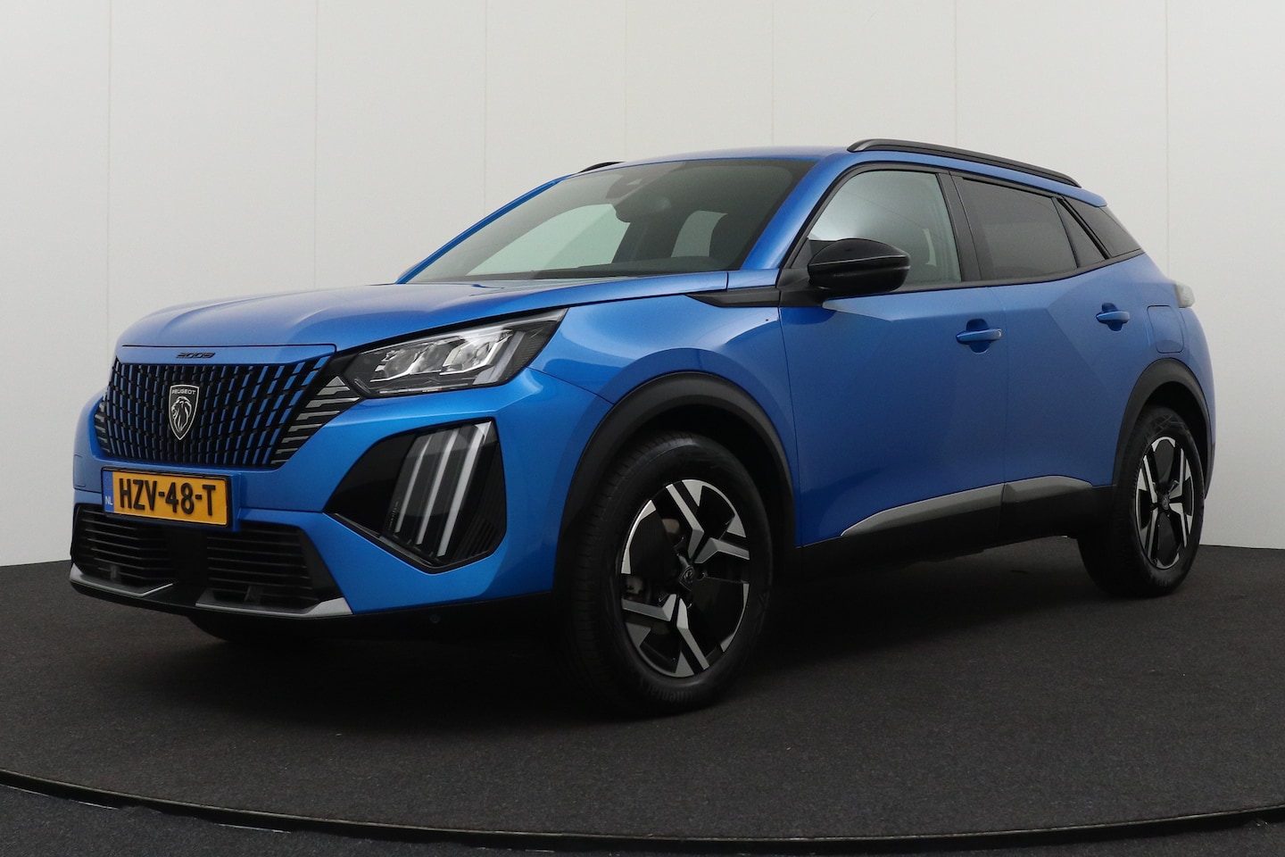 Peugeot 2008 - 1.2T 131 PK Aut. Allure Camera Half-Leder Climate Carplay Nav - AutoWereld.nl