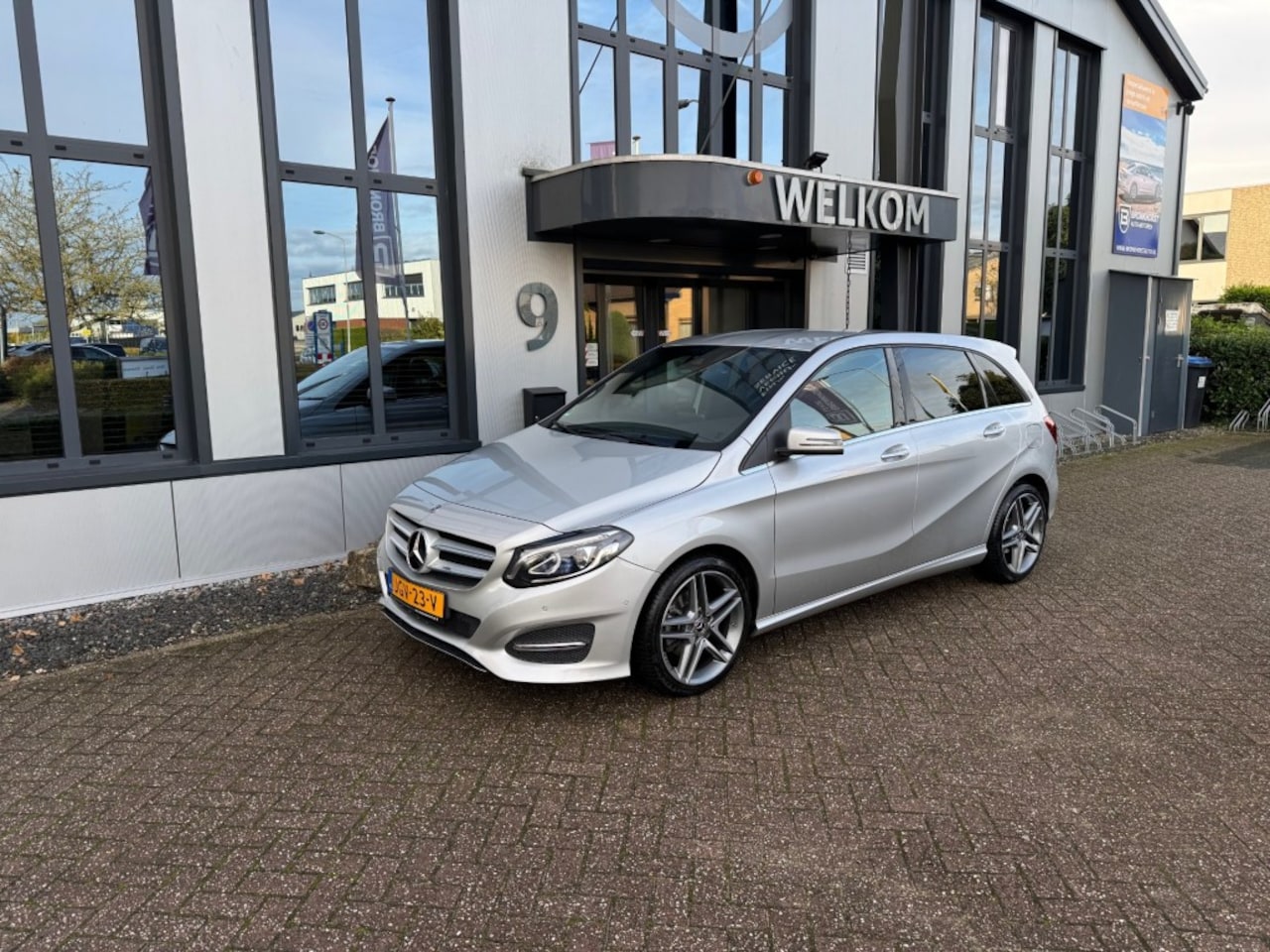 Mercedes-Benz B-klasse - B200 Automaat 156PK Leder, Navi, AMG-velgen, Cruisecntrl, PDC, - AutoWereld.nl