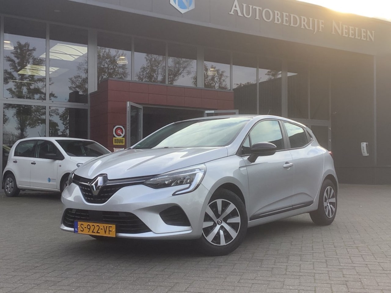 Renault Clio - 1.0 TCe 90  5Drs. Equilibre I 1e eigenaar I dealer onderhouden - AutoWereld.nl