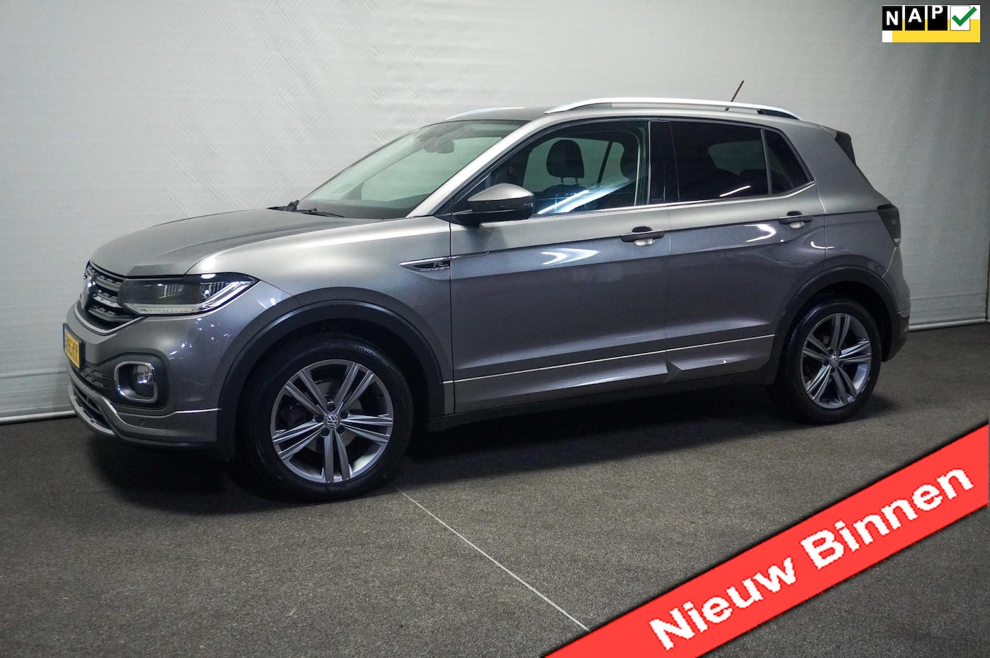Volkswagen T-Cross - 1.0 TSI Style Business R 1.0 TSI Style Business R - AutoWereld.nl