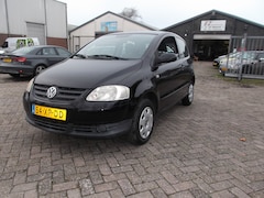 Volkswagen Fox - 1.2 Trendline airco stuurbekr eerste eigenaar