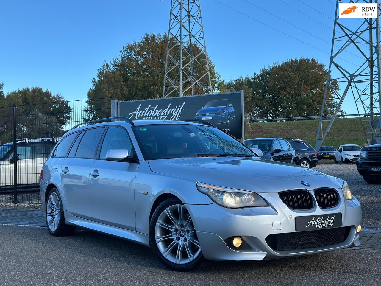 BMW 5-serie Touring - 530d Touring LCI HUD|M-Pakket 1eigenaar! Youngtimer! - AutoWereld.nl