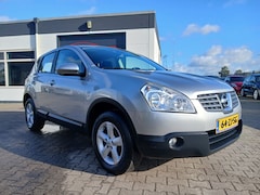 Nissan Qashqai - 2.0 Zeer nette auto/Dealer onderhouden