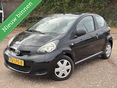 Toyota Aygo - 1.0-12V Comfort INC NIEUW APK AIRCO 2XSLEU