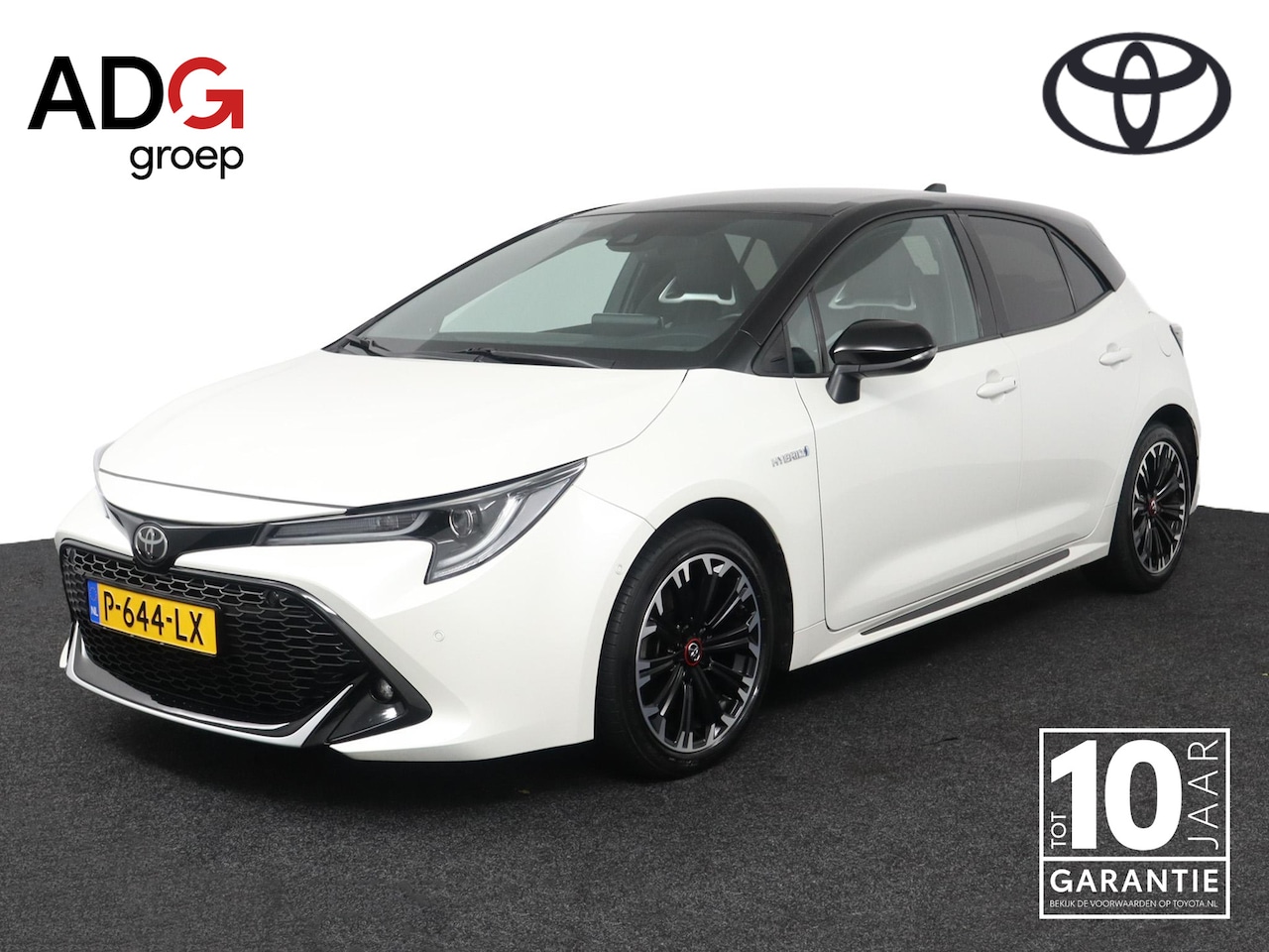 Toyota Corolla - 2.0 Hybrid GR-Sport | Parkeer sensoren v\a | halfleder in GR-Sport design | 17 inch velgen - AutoWereld.nl