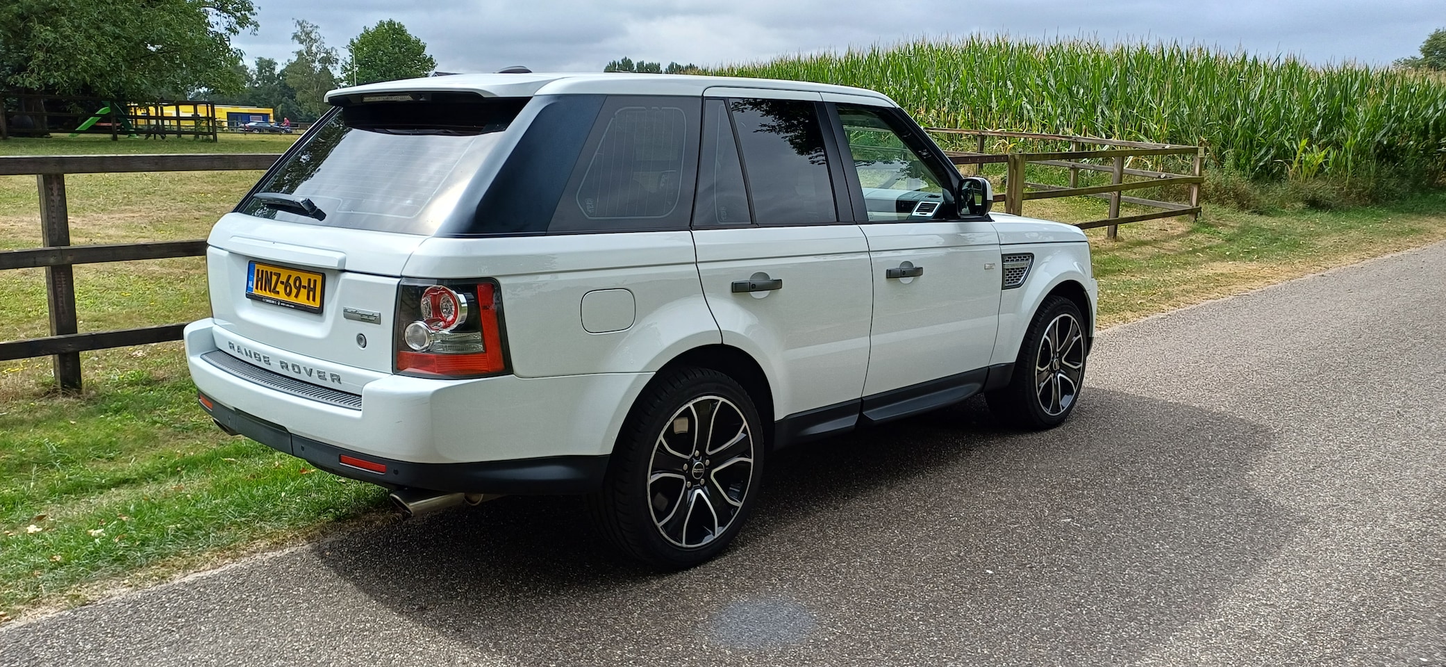 Land Rover Range Rover Sport - 5.0 V8 Supercharged Autobiography Ext. Des.Pack - AutoWereld.nl