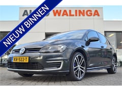 Volkswagen Golf - 1.4 TSI GTE Panoramadak Leer Carplay Keyles DAB Led Verlichting Carplay Dodehoek-assistent