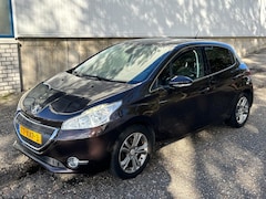 Peugeot 208 - 1.2 VTi Allure 5drs 67.000km Bj 09-2012