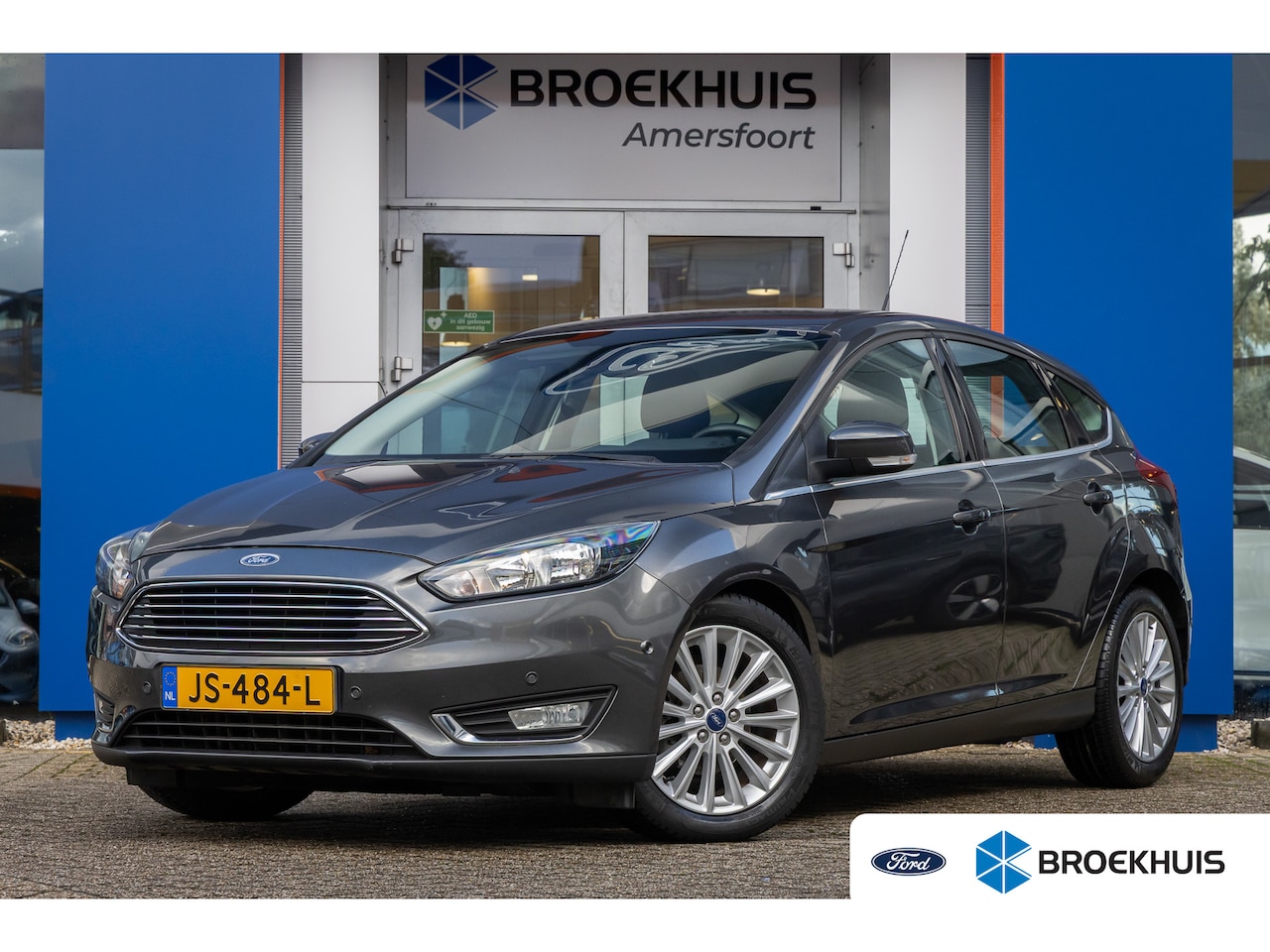 Ford Focus - 1.0 Titanium | Unieke km stand! | Dealer onderhouden! | Airco (automatisch) | Cruise contr - AutoWereld.nl