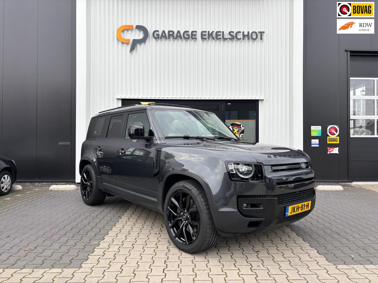 Land Rover Defender 110 - 2.0 P400e 110 X-Dynamic HSE|22INCH|BTW|PANO|360° - AutoWereld.nl