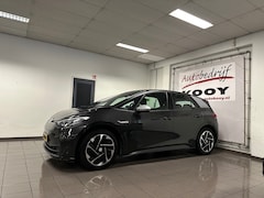 Volkswagen ID.3 - First 58 kWh * 1e Eig / Dealer onderhouden / Navigatie / 19" LM Velgen / NL Auto