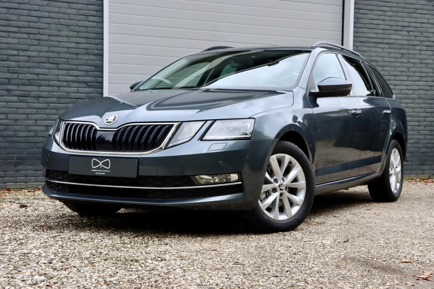 Skoda Octavia Combi - 1.5 TSI Greentech Ambition | NAVIGATIE | AUTOMAAT | CRUISE | STOELVERWARMING | - AutoWereld.nl
