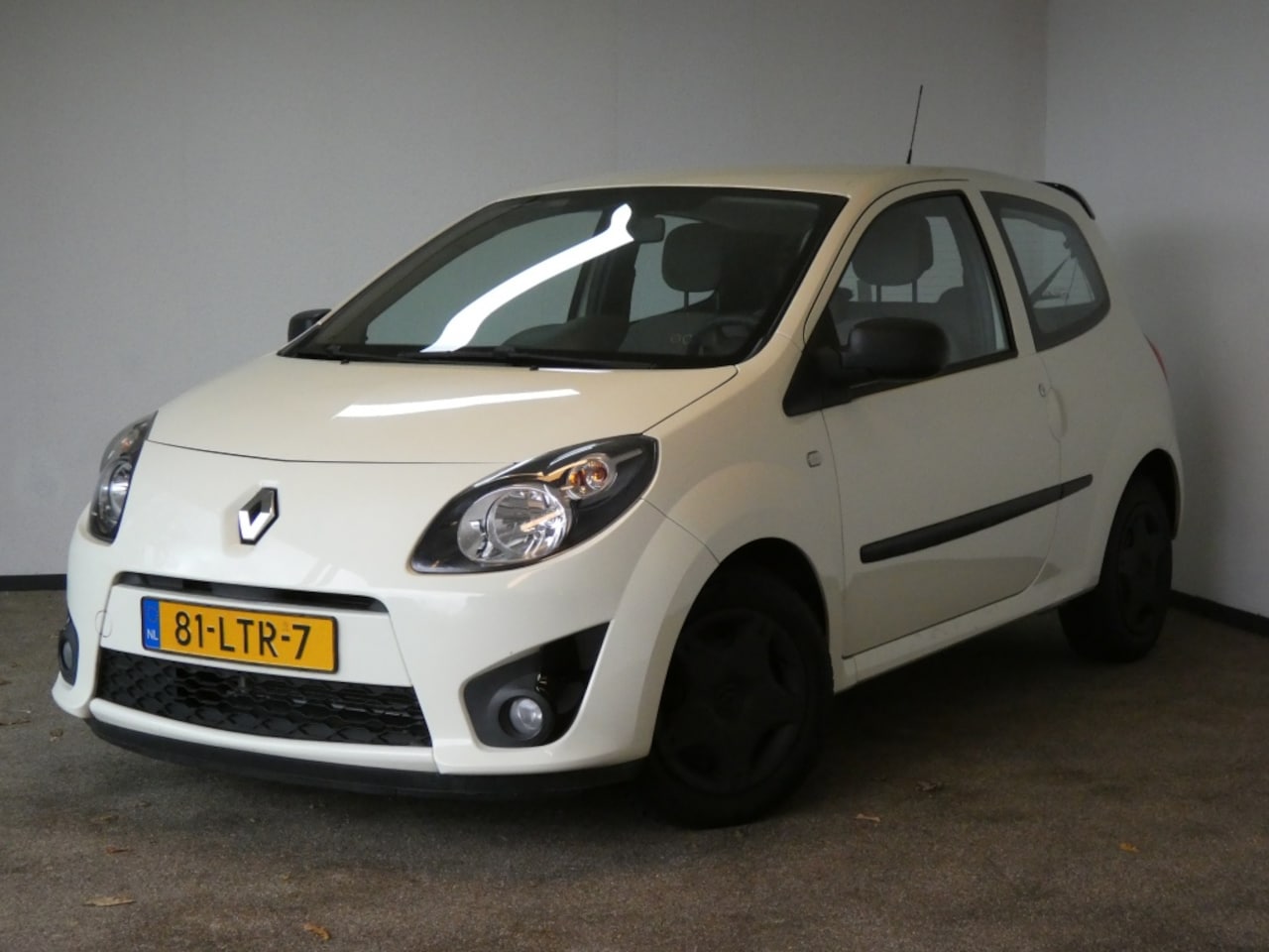 Renault Twingo - 1.2-16V Authentique Nwe APK airco - AutoWereld.nl