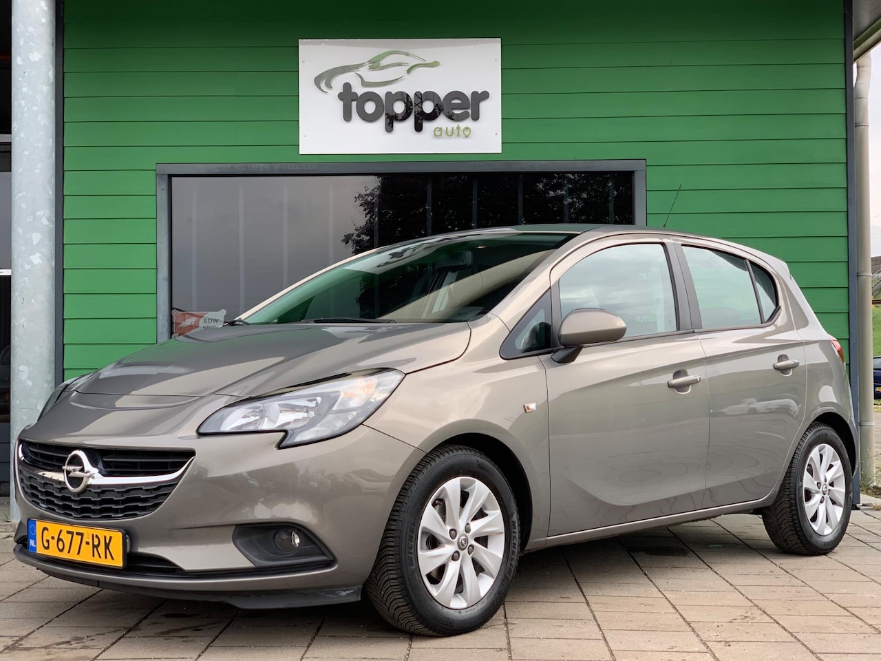 Opel Corsa - 1.4 Cosmo Edition | Navigatie | Elektrische Ramen | Airco | - AutoWereld.nl