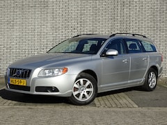 Volvo V70 - 1.6 T4 Momentum Automaat | Afneembare trekhaak |