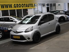 Toyota Aygo - 1.0 VVT-i Now 5 Deurs, Airco, Stuurbekrachtiging