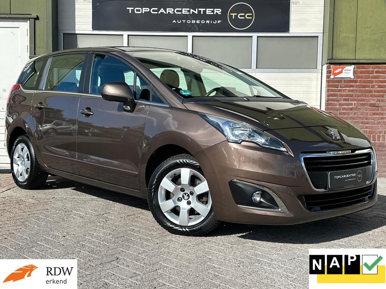 Peugeot 5008 - 1.6 THP Active 5p./PANO/CAMERA/NAVI/APK/NAP - AutoWereld.nl