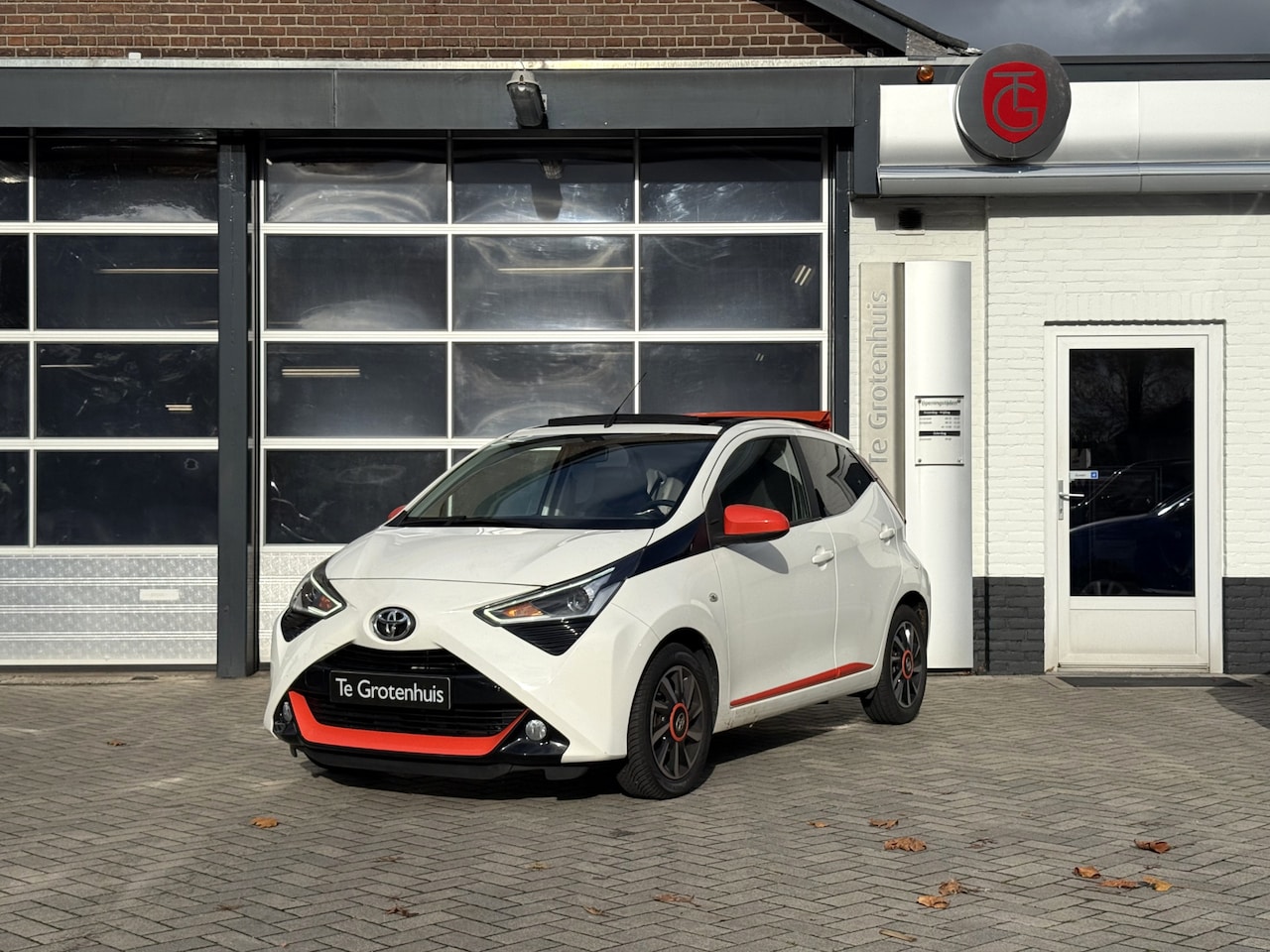Toyota Aygo X - x-otic AUTOMAAT 1.0 VVT-i - AutoWereld.nl