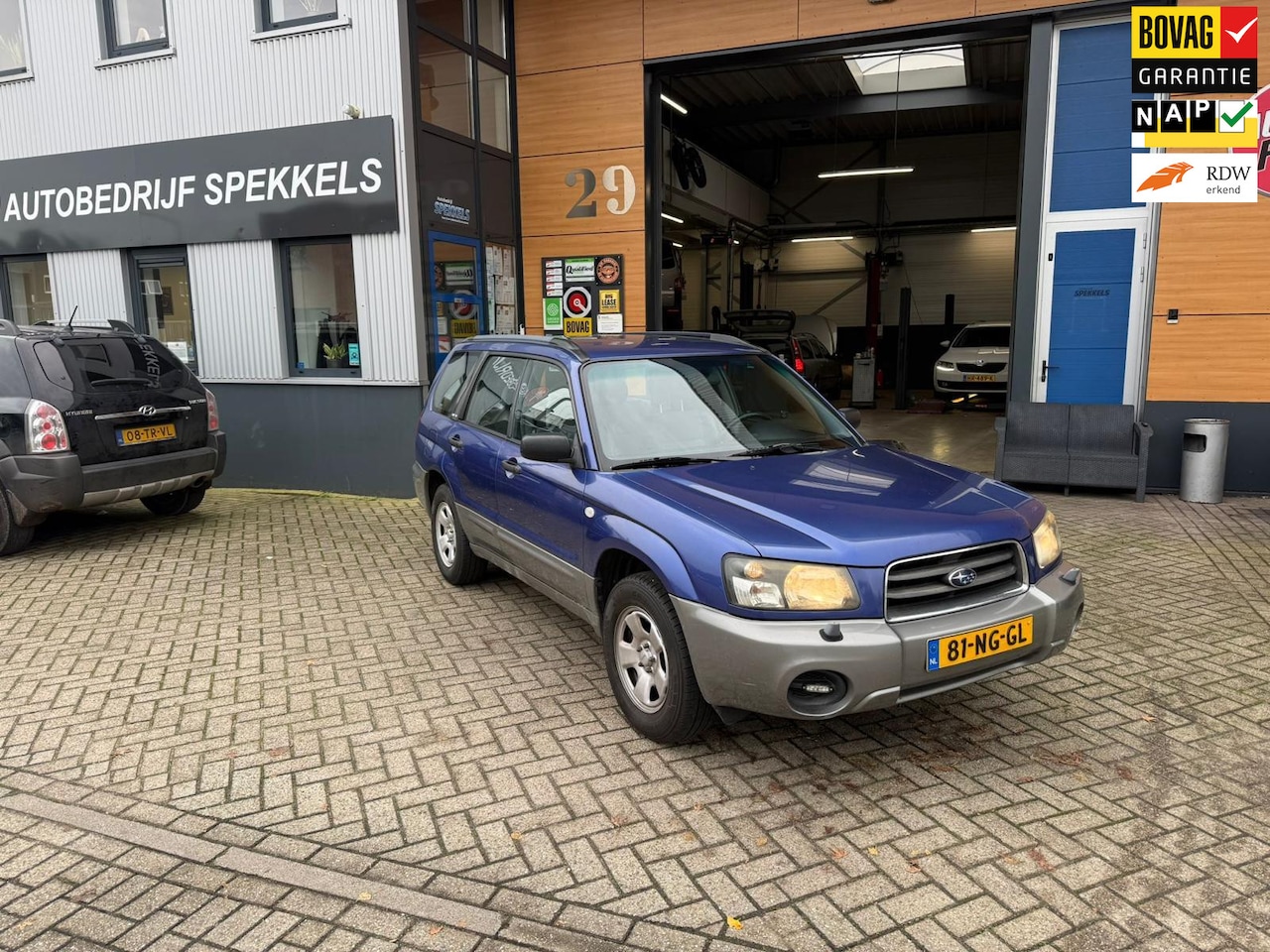 Subaru Forester - 2.0 AWD X Mooie en goed onderhouden auto word afgeleverd 1 maand garantie nieuwe apk aflev - AutoWereld.nl
