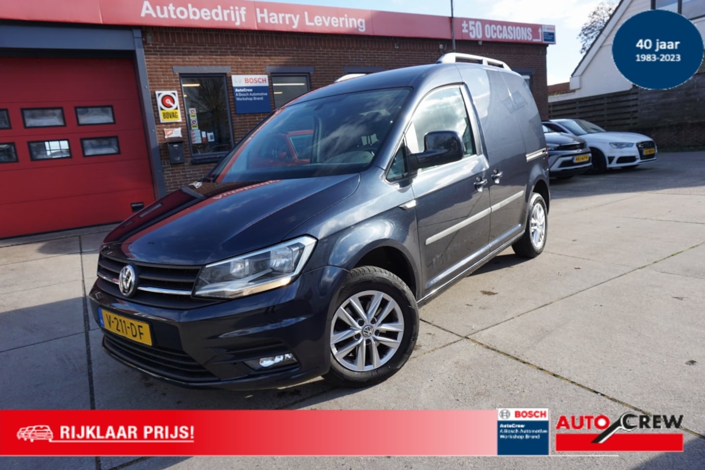 Volkswagen Caddy - 2.0 TDI Highline 2x schuifdeur Navigatie Camera - AutoWereld.nl