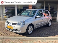 Renault Clio - 1.4-16V Authentique Comfort met airco en trekhaak
