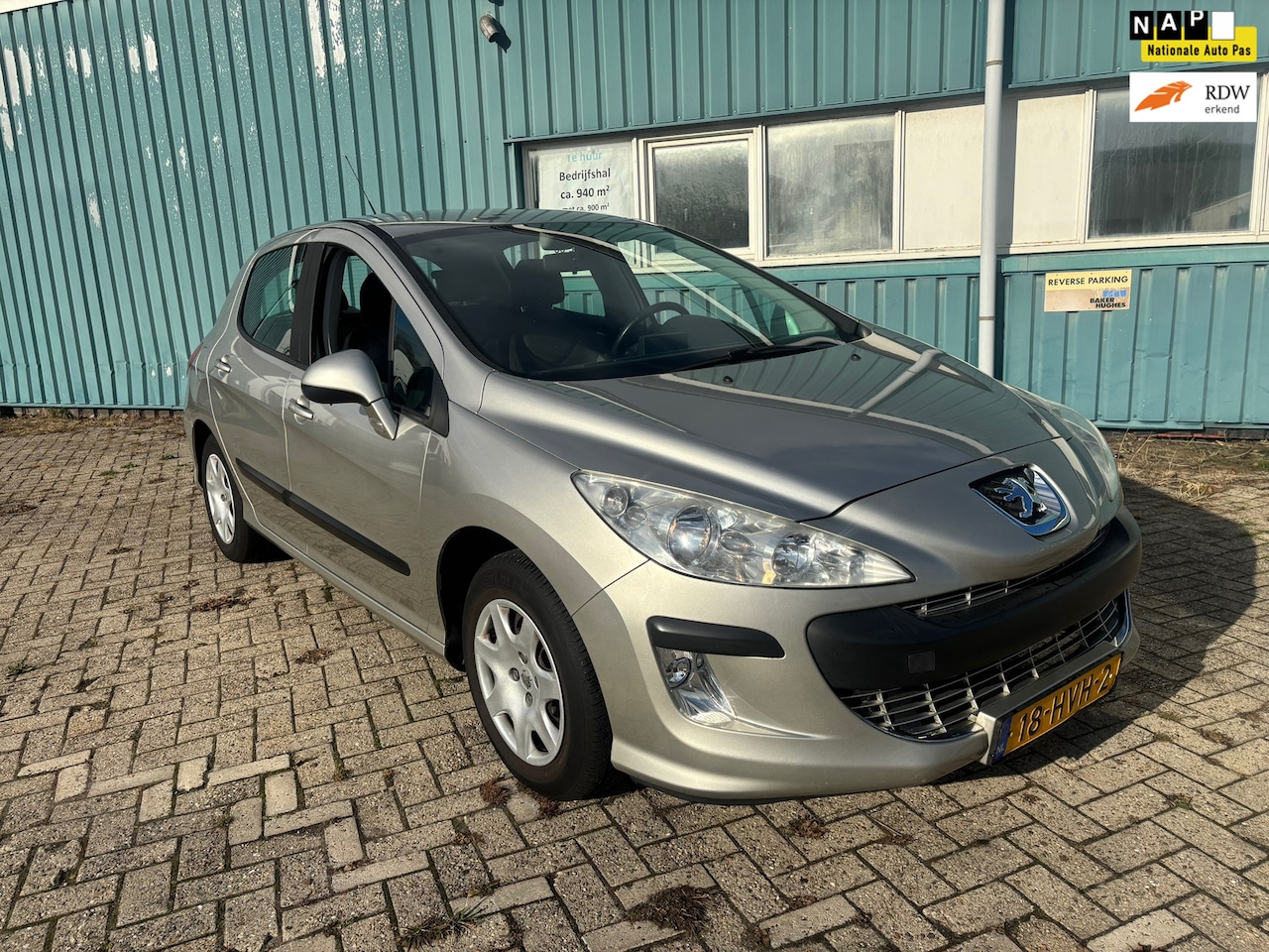 Peugeot 308 - 1.6 VTi XS NWE APK - AutoWereld.nl