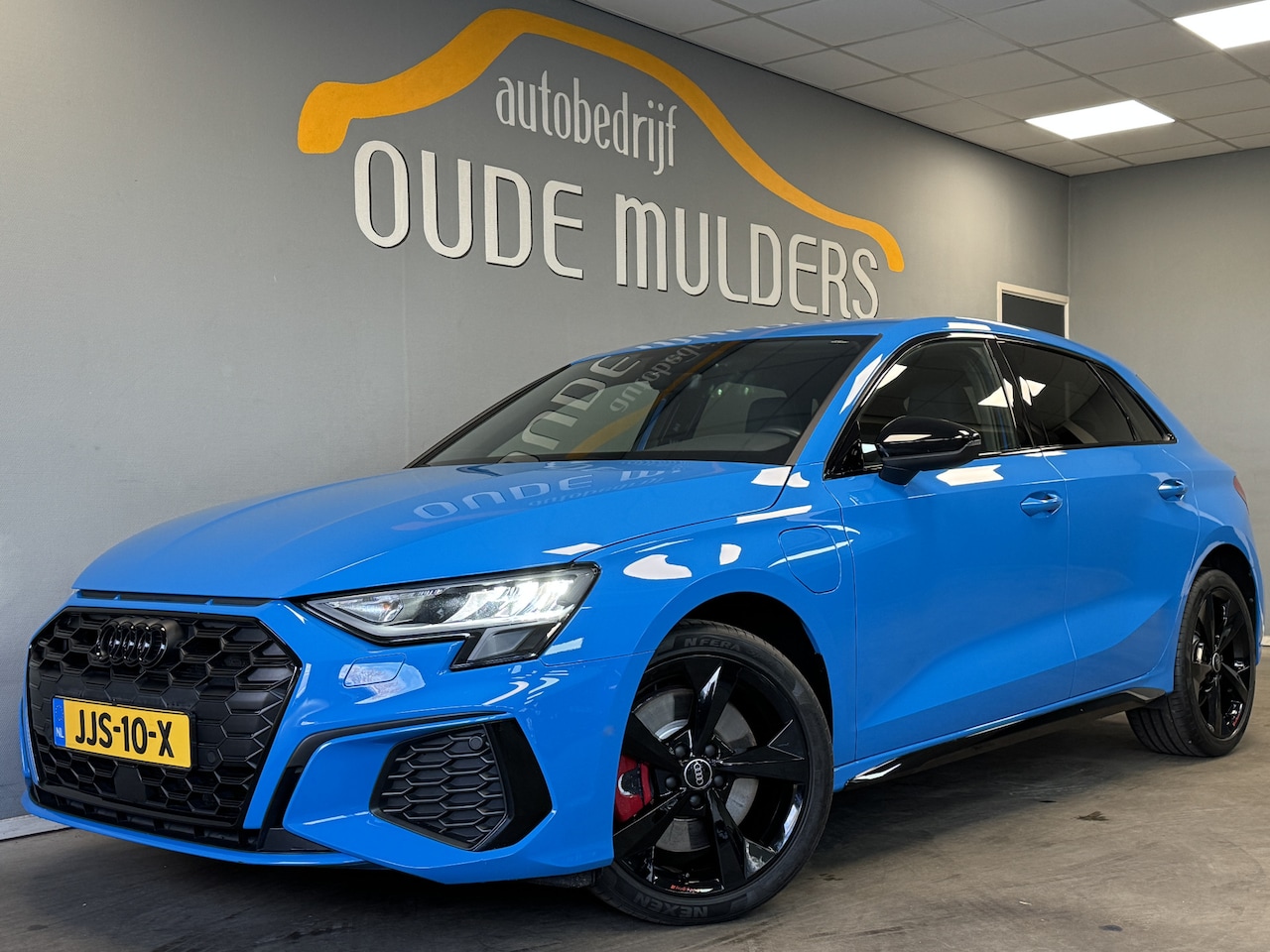 Audi A3 Sportback - 45 TFSI e S-Line/Stoelverwarming/Parkeersensoren/Navi - AutoWereld.nl