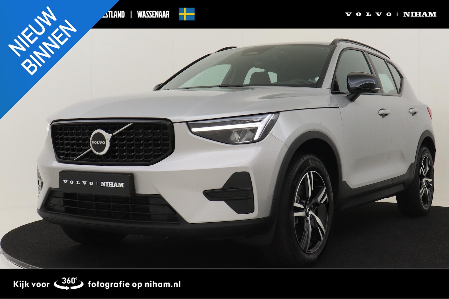 Volvo XC40 - B4 (M-HYBRID) PLUS DARK -CAMERA|ADAP.CRUISE|VERW.VOORRUIT|TREKHAAK - AutoWereld.nl