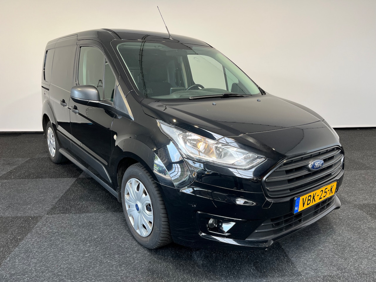 Ford Transit Connect - L1H1 Euro 6 Camera Airco Navigatie 95000 km - AutoWereld.nl